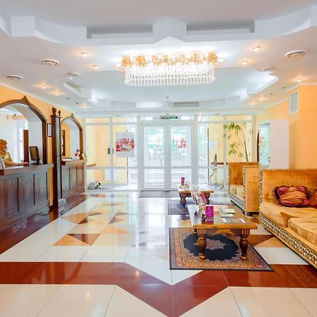 Premier Hotel Shafran 수미 외부 사진