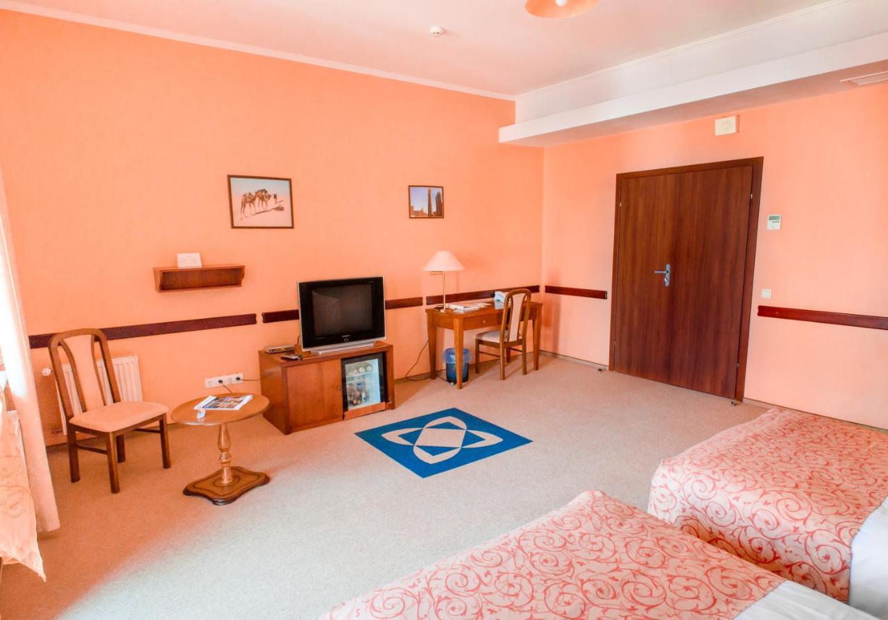 Premier Hotel Shafran 수미 외부 사진