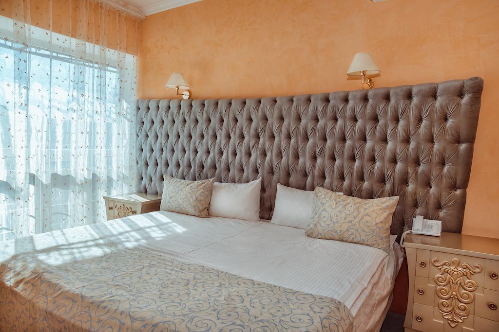 Premier Hotel Shafran 수미 객실 사진