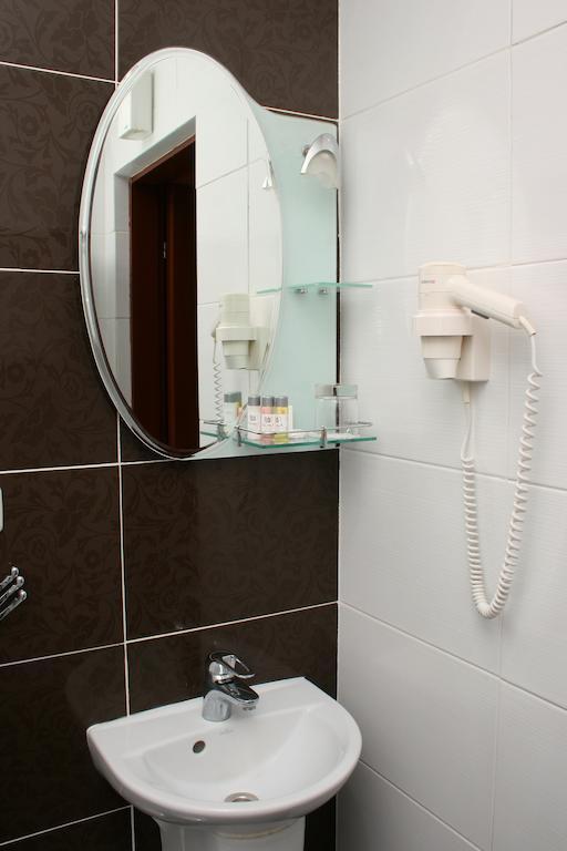 Premier Hotel Shafran 수미 객실 사진