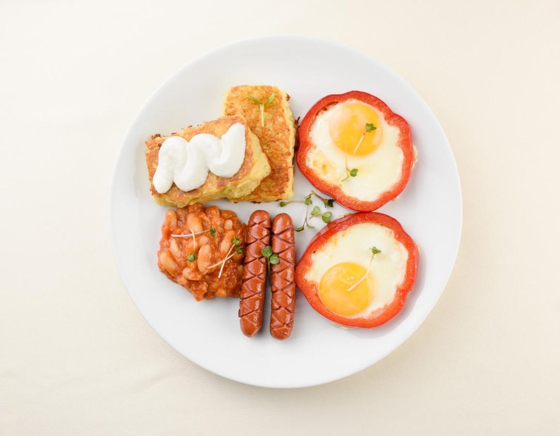 Premier Hotel Shafran 수미 외부 사진